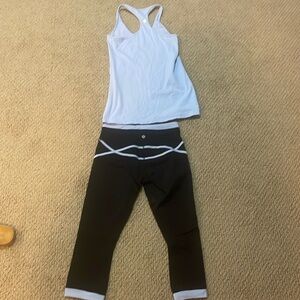 Lululemon workout as black/periwinkle